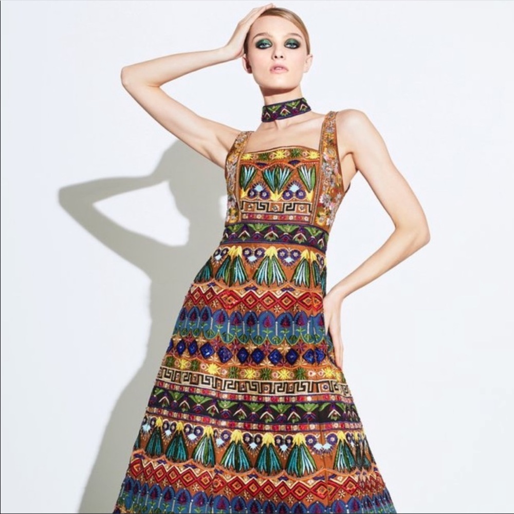 ✨🩰 MARCIELA BeAding Gown With Chocker